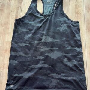 Athleta Momentum Seamless Tank Camo